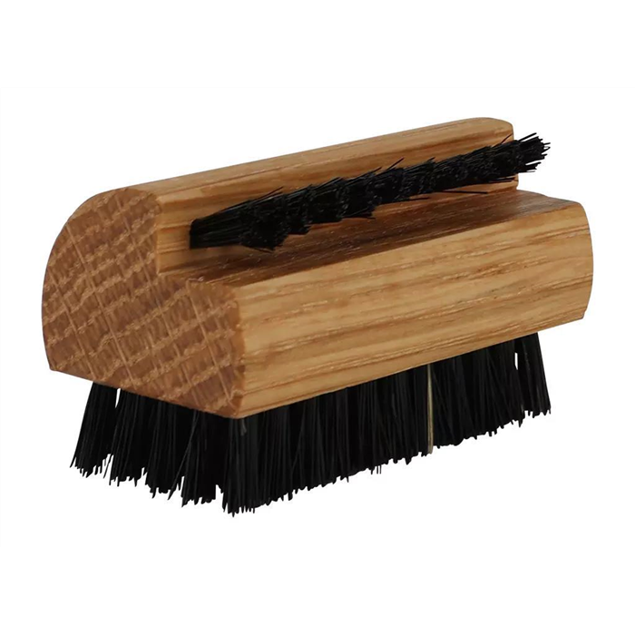 [621255] Brosse à ongles de voyage, bois de chêne huilé, poils noirs robustes, 5,5 x 3 cm